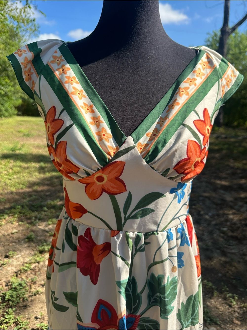 Tropical Floral Long Maxi Dress Size Medium Vacation Summer Boho Colorful Island - Picture 4 of 10
